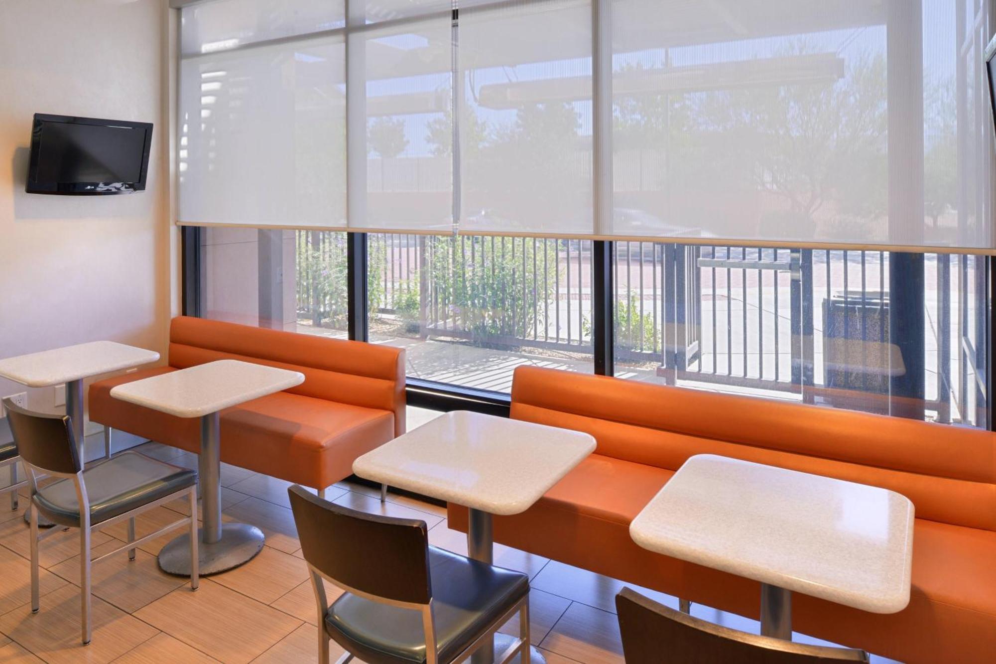 Springhill Suites Kingman Route 66 Eksteriør bilde